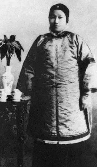 宋氏三姐妹的母亲，被称为中国最强“辣妈”