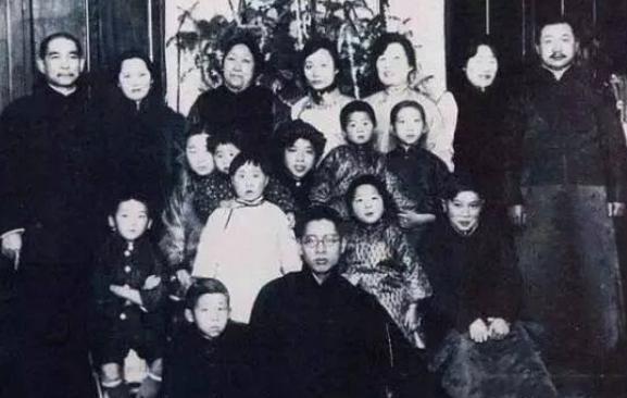 宋氏三姐妹的母亲，被称为中国最强“辣妈”