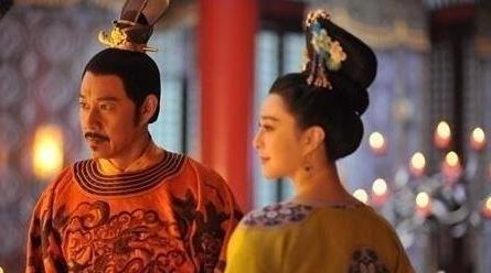 后世帝王为何不敢用黑色龙袍 而只有秦始皇一个能穿呢