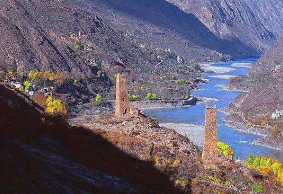 现代男人要想娶妻纳妾 请到神秘的四川女王谷