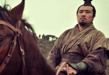 黄巾起义和董卓乱政相比 哪一个对东汉的危害更大