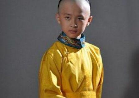 满清时期的皇子们生活是什么样的 看看康熙的儿子胤礽就知道了