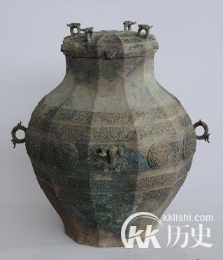 考古最新发现：南昌海昏候墓出土古代蒸馏器