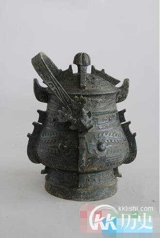 考古最新发现：南昌海昏候墓出土古代蒸馏器