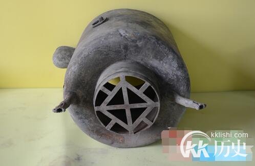 考古最新发现：南昌海昏候墓出土古代蒸馏器