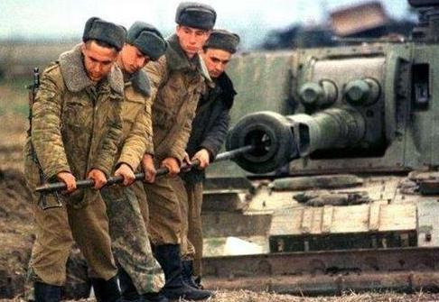 冷战时,如果北约与华约开战谁会赢