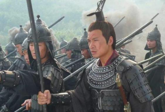 名将周亚夫：三年封侯八年拜相，算命的说得准吗