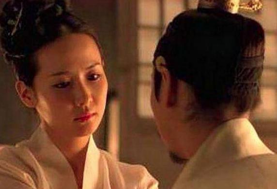 古代小妾地位低下，但有一优势让正方嫉妒