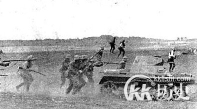 抗战风云录：南京保卫战中国军唯一的坦克连
