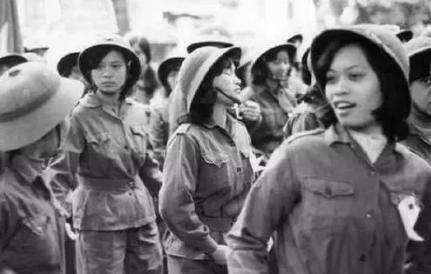 美军为了拷问情报，竟给越南女兵注射性药