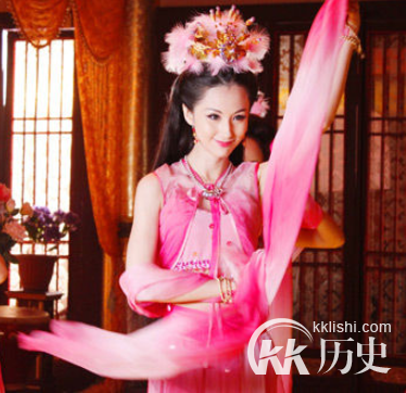 古代潜规则：从坐在皇帝大腿上的女秘书到贵妃之路