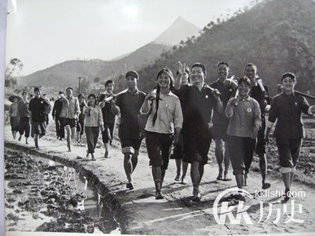 荒唐岁月里：数以千计的知青埋骨缅甸
