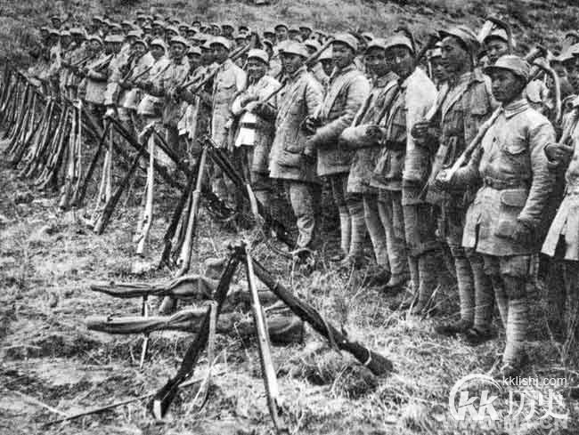 八路血战2000日军 牺牲人数惊呆卫立煌
