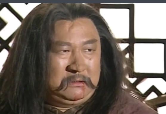 武侠小说《倚天屠龙记》中丐帮帮主史火龙