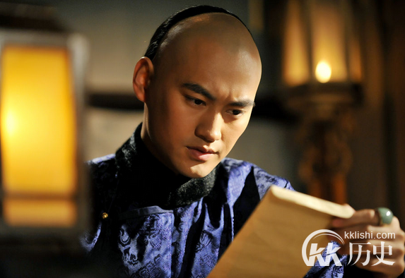 死后还不得安宁 “十三爷”墓遭重载车破坏