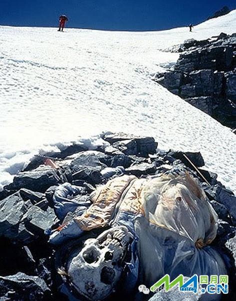 珠峰上的死亡路标