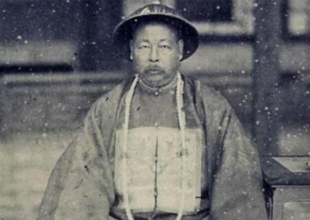 清朝的官员长什么样子