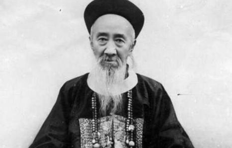 清朝的官员长什么样子