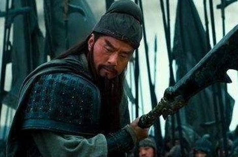 刘备为什仫不给关羽封侯