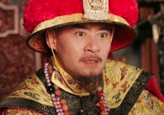 和妃生下皇长子不受宠爱，最后儿子被皇帝踢死了