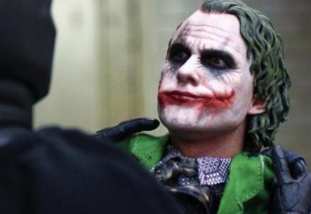 人们心中小丑 希斯&middot;莱杰所饰演最完美的大反派