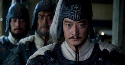 陆逊一介书生,却甘愿做武将,陆逊到底有多优秀?陆逊一代英杰,晚年为何被孙权几乎迫害致死?