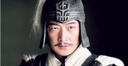 陆逊一介书生,却甘愿做武将,陆逊到底有多优秀?陆逊一代英杰,晚年为何被孙权几乎迫害致死?