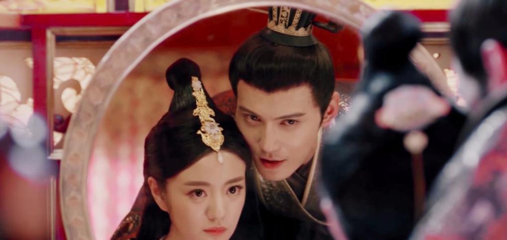 一代绝色公主,为拒绝3次嫁人,主动舍弃公主身份,却遭亲哥害死?