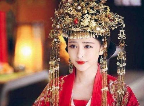 成肃皇后：从小家贫被爹娘送人，成皇后以后还被儿媳妇耻笑