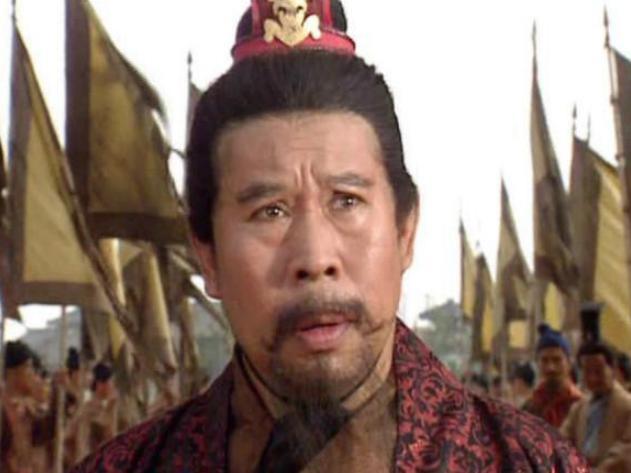 官渡之战期间，和袁绍暗通款曲的到底是谁