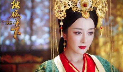 她从皇后变成公主，夫妻关系一直不好