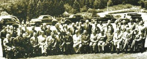 布雷顿森林体系简介 是在什么样的背景下提出的