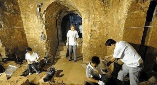 考古学家在进行考古挖掘的时候，最害怕看见什么东西