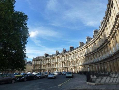 1832年议会改革为英国资产阶级民主制度的发展奠定了基础 对宪章运动埋下了伏笔