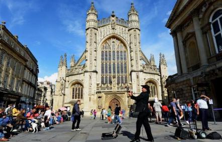 1832年议会改革为英国资产阶级民主制度的发展奠定了基础 对宪章运动埋下了伏笔