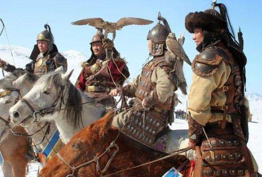 中国几千年的历史上，这件事却只有他一个人做到了