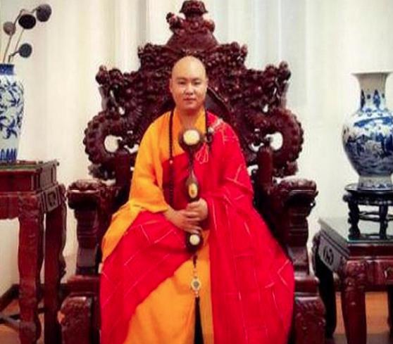 布衣天子朱元璋在寺庙题诗一首,后人称很霸气