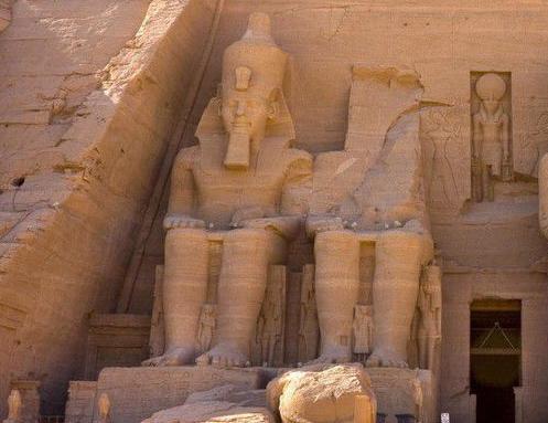 君权神授不同地区有什么不同