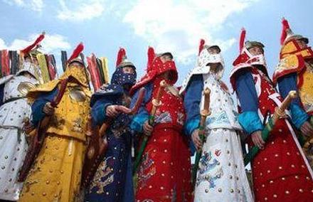 清朝八旗制度到底是什么样的 同为八旗人但地位却是天差地别