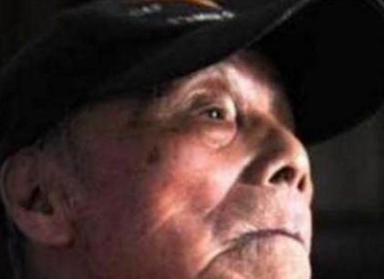 空军中校曾击落六架飞机，晚年却靠蹬三轮养家