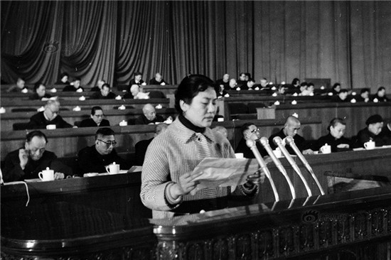 盘点：那些年的两会文艺大咖都有谁