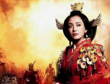 历史上第一位登上权力巅峰的女人吕后，为何要诛韩信