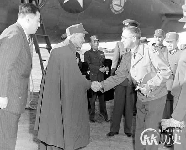 罗斯福和蒋介石：二战期间罗斯福为何要谋杀蒋介石