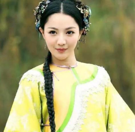 成吉思汗看到40多岁女奴隶为何就一见钟情