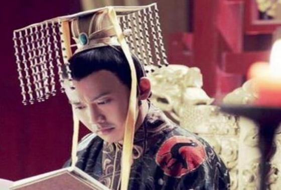 他是唐朝最狡猾的皇帝,装疯卖傻36年躲过一劫