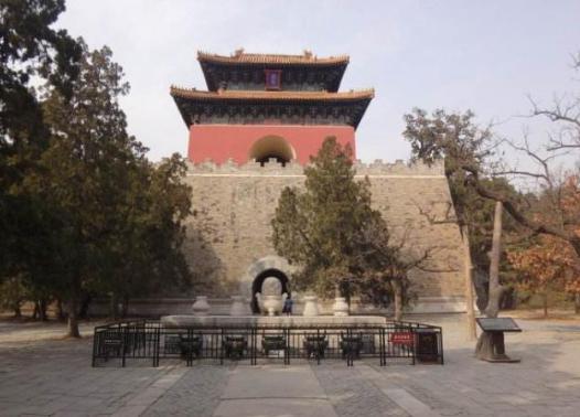 万历皇帝想封郑贵妃为皇后没成功，没想到反而保护了她的陵墓！