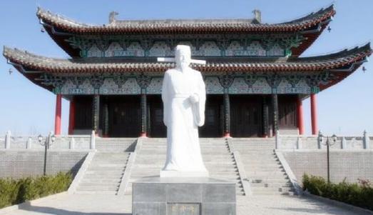 一个真正为国家着想的“完人”,不仅是诗人更是忠臣!