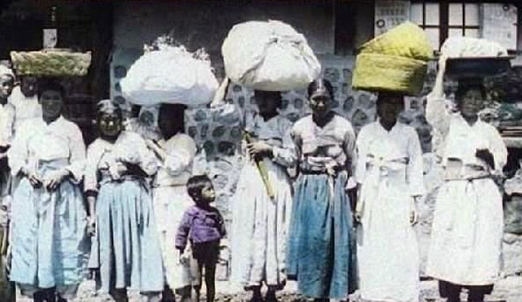 惊！朝鲜女人以露乳为美