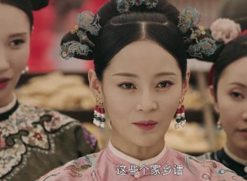 她只是紫禁城内的婢女，生下皇长子被皇帝一脚踢死