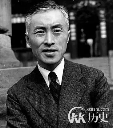 蒋介石死讯传来，毛泽东为何一脸凝重？说三个字